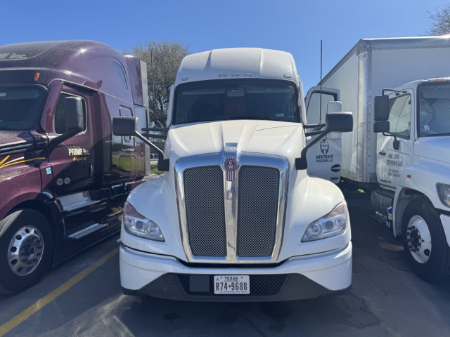 Meritrans Truck with 53-foot trailer